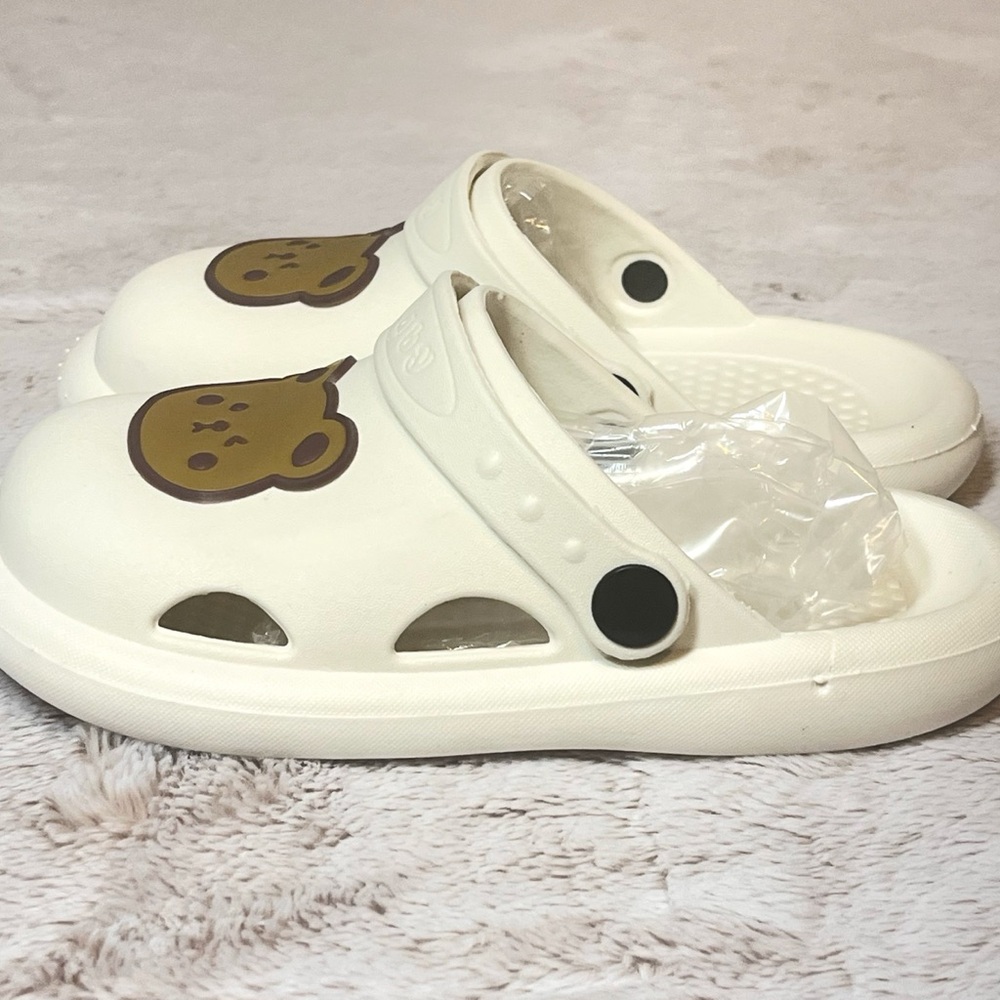 Charming Bear Kids Slippers - Cream - Picture 2 of 7